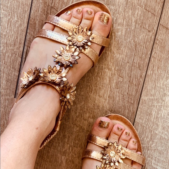 Italina FLORAL Champagne Mini Wedge Sandal - Picture 8 of 8